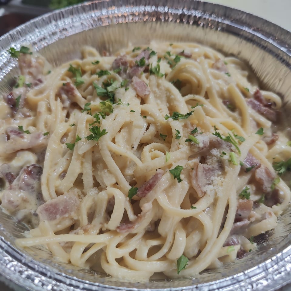Delicious Carbonara and Italian Classics